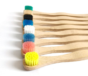 แปรงขัดลิ้นไม้แบบปรับแต่งได้สำหรับทำความสะอาดลิ้นของเด็ก - Product Image 3