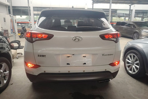 Hyundai Tucson SUV 2015 d'<span class=keywords><strong>occasion</strong></span>, conduite à gauche, source directe, forte rentabilité, peinture d'origine, dédouané, stock prêt à l'emploi - Product Image 3