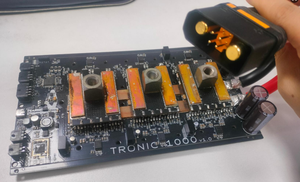 Contrôleur de moteur VESC 1000 - 100,8 V 1000 A en pointe, capable de fonctionnement FOC (sinus) ou BLDC (trapézoïdal), 4 <span class=keywords><strong>x</strong></span> liaison CC en cuivre - Product Image 4