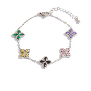 สร้อยคอจี้รูปใบโคลเวอร์สี่แฉกสแตนเลสสตีลประดับเพชรคิวบิกเซอร์โคเนียแบบฝังขอบ สำหรับเป็นของขวัญ เครื่องประดับแฟชั่น - Product Image 5