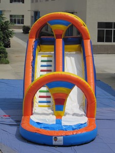 สไลเดอร์น้ำเป่าลม PVC แบบกำหนดเองขายส่งจากโรงงาน พร้อมสระน้ำ สไลเดอร์เป่าลมขนาดใหญ่แบบคอมโบ บ้านเด้งดึ๋งพร้อมสไลเดอร์และสิ่งกีดขวาง - Product Image 3