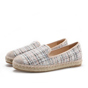 Espadrilles plates pour femmes en tissu tissé de haute qualité à motif paille, style mocassins bateau, fabriquées en Chine - Product Image 4