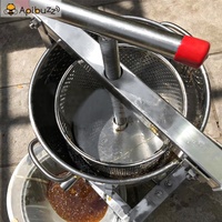 Prensa de miel o panal de abejas con manivela grande cerrada - Prensa para cera - Prensado de abejas - Equipo de extracción de m