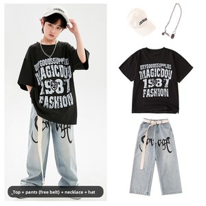 ชุดเสื้อยืดโพลีเอสเตอร์ทรงหลวมสไตล์เรโทรขาดๆ สำหรับเด็กผู้ชายและเด็กผู้หญิง เหมาะสำหรับการแสดงฮิปฮอปบนเวที - Product Image 6