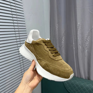 เทรนด์แฟชั่นฤดูใบไม้ผลิ สไตล์เรโทร โอเวอร์ไซส์ น้ำหนักเบา เสริมส้นด้านใน รุ่น Scorpion Mc.Queen Alexander - Product Image 1