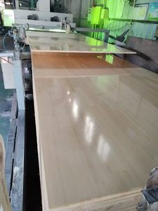 <span class=keywords><strong>Planche</strong></span> en <span class=keywords><strong>bois</strong></span> massif de pin radiata camphré naturel, couleur naturelle, anti-UV, vente chaude en usine - Product Image 2