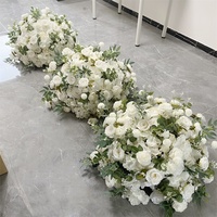 Décoration de table de mariage centre de table fleurs 80cm boule de fleurs blanches avec verdure