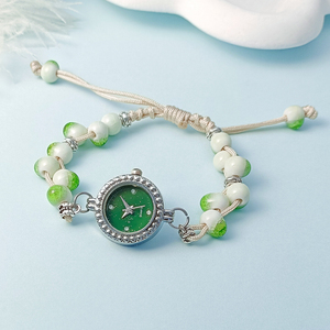 Reloj de Cuarzo para Mujer WJ-11526, Diseño Moderno con Esfera de Cristal, Correa con Cuentas Decorativas, Único y Bonito, Venta al Por Mayor a Precio Económico - Product Image 2