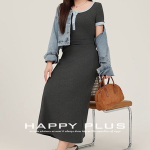 เดรสทรงเอคอเหลี่ยมสีตัดต่อ แฮปปี้ พลัส สแควร์ นีค ไซส์พลัส กระชับเอว สีเทา แขนยาวสำหรับผู้หญิง - Product Image 1