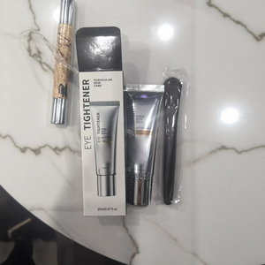 Crème pour les yeux hydratante et élastifiante, soin quotidien doux, 20g - Product Image 3