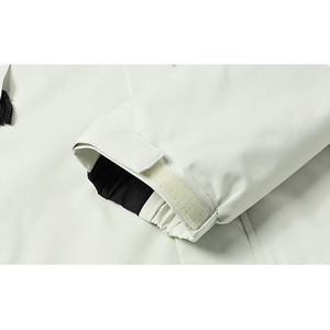 Chaqueta Impermeable Unisex para Senderismo, Delgada, Personalizada con Gorro, 100% Poliéster, Puños con Velcro, Cierre de Cremallera, Diseño Colorblock - Product Image 3