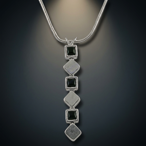 Collar con Colgante Geométrico de Ónix Art Palace, Plata de Ley 925, Bañado en Rodio, Cadena de Serpiente, Estilo Minimalista, Unisex, para Uso Diario - Product Image 2