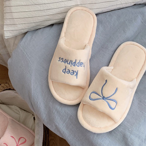 Pantuflas con Lazo y Suela de PVC de Alta Popularidad para Mujer, Material Superior de Gamuza con las Últimas Tendencias - Product Image 3