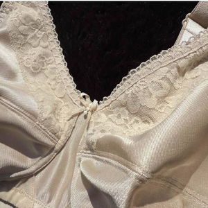 Soutien-gorge <span class=keywords><strong>Wonderbra</strong></span> Solid à armatures, maintien ferme, sans coutures, 100% polyester - Product Image 5