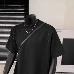 <span class=keywords><strong>Camiseta</strong></span> con <span class=keywords><strong>hombreras</strong></span> de diseño metálico personalizado, nueva moda de manga corta para hombre - Product Image 4
