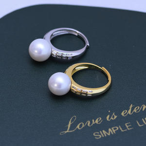 Bague en perle d'eau douce blanche de 10-11 mm pour femme, argent S925, ouverture simple réglable, avec une forte brillance et de légères imperfections - Product Image 5