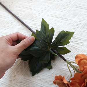 Fleur artificielle Delphinium à tige unique, idéale pour les mariages, la décoration intérieure, les hôtels et les présentations, une fleur décorative douce. - Product Image 4