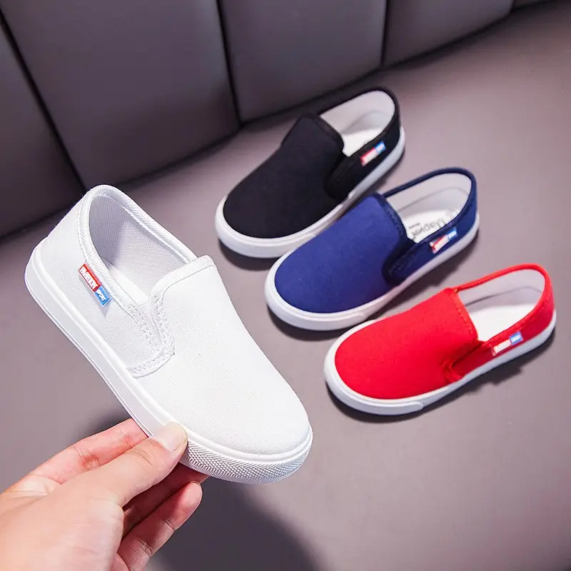 Wholesale Students Kids Slip On Canvas Shoes Soft Flat Children's School Plain Kid's Casual Shoes Boys Girls