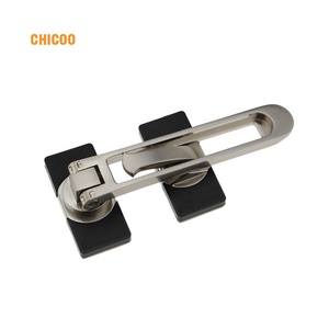 Restricteur <span class=keywords><strong>de</strong></span> chaîne <span class=keywords><strong>de</strong></span> sécurité <span class=keywords><strong>de</strong></span> <span class=keywords><strong>porte</strong></span> <span class=keywords><strong>d</strong></span>'<span class=keywords><strong>entrée</strong></span> en alliage <span class=keywords><strong>de</strong></span> zinc gardes <span class=keywords><strong>de</strong></span> <span class=keywords><strong>porte</strong></span> <span class=keywords><strong>de</strong></span> sécurité à domicile robustes et robustes - Product Image 2
