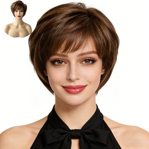 <span class=keywords><strong>Pelucas</strong></span> de Moda Europea y Americana para <span class=keywords><strong>Mujer</strong></span>, Cortas, Lisas, Texturizadas, de Fibra de Alta Temperatura, Hechas a Máquina, Nuevas en <span class=keywords><strong>AliExpress</strong></span> - Product Image 4