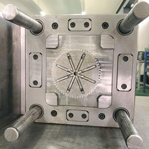 סין יצרן מותאם אישית פלסטיק preform הזרקת עובש רחב הפה הטבעה שחול מכה עובש רחב הפה preform עובש - Product Image 6