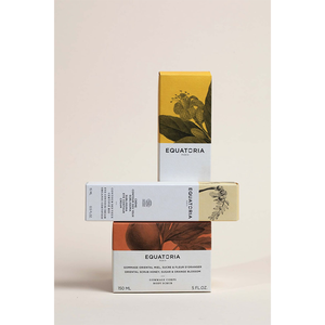 Emballage de poudre libre personnalisé imprimé et gaufré avec logo, en papier cartonné blanc mat pliable et recyclable - Product Image 1