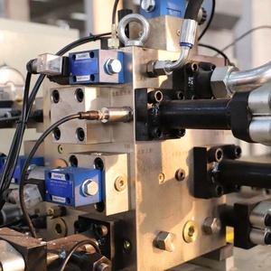 Máquina de estampagem de quatro pilares de 100 toneladas, imprensa hidráulica de desenho profundo - Product Image 4