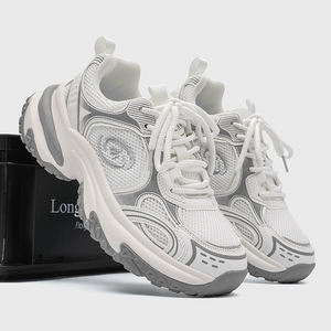 أحذية رياضية كلاسيكية جديدة لعام 2026 بشعار مخصص للرجال والنساء، أحذية رياضية ضخمة بتصميم عصري، أحذية جري متعددة الاستخدامات لزيادة الطول - Product Image 5