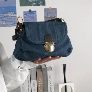 Bolso Bandolera de Mezclilla para Mujer, Personalizado de Fábrica, Alta Calidad, Portátil, Impermeable IP56, con Cierre de Cremallera, Cadenas, Estilo Vintage de Diseñador - Product Image 3