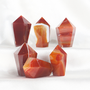 Vente en gros de tours de cristal de haute qualité en agate rouge naturelle et cornaline pour la décoration - Product Image 5