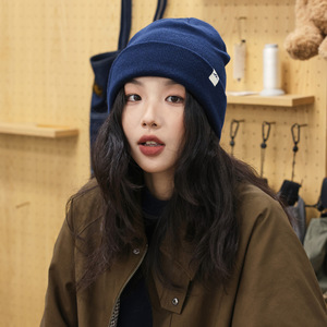 Gorro de Punto Jacquard de Invierno, Unisex, Color Verde Oliva, Gorro Acrílico Cálido para Actividades al Aire Libre - Product Image 4