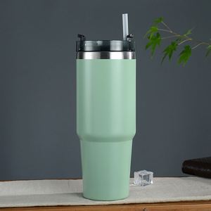 Gobelet de voyage isotherme 20oz 30oz pour voiture avec couvercle et paille, base antidérapante, pour boissons chaudes et froides en conduite - Product Image 4