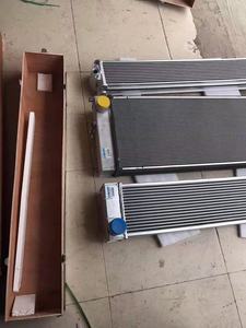 شاحنة تحميل أصلية 6D107E engine-03-، خزان مياه المبرد - Product Image 3