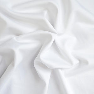 Usine personnalisée haute élastique mèche antistatique 340gsm 83% Polyester 17% Spandex lait <span class=keywords><strong>soie</strong></span> <span class=keywords><strong>Jersey</strong></span> tissu pour vêtements <span class=keywords><strong>de</strong></span> Yoga - Product Image 3