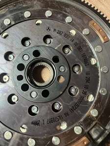 <span class=keywords><strong>Volant</strong></span> <span class=keywords><strong>moteur</strong></span> pour <span class=keywords><strong>Mercedes</strong></span> W177 M282 double masse <span class=keywords><strong>volant</strong></span> d'inertie boîte de vitesses automatique A2820301400 - Product Image 5