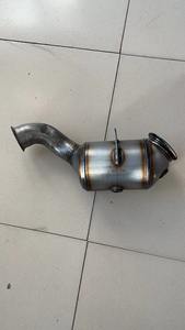 Collecteur d'échappement en nid d'abeille en acier inoxydable Système d'échappement Convertisseur catalytique à trois voies pour <span class=keywords><strong>Mercedes</strong></span> Benz <span class=keywords><strong>e200</strong></span> w213 - Product Image 5