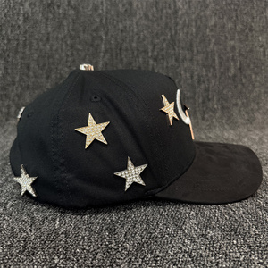 Casquettes de baseball en tissu suédé de haute qualité avec écusson étoile, casquettes sportives avec broderie 3D machine, doublure satinée, casquettes structurées - Product Image 3
