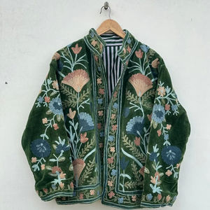 Veste en velours de haute qualité, nouveau motif, broderie Suzani, veste bohème hippie indienne unisexe, veste Suzani pour femmes - Product Image 1