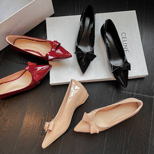 थोक 2025 नई महिलाओं के इंगित-टो पंप 4 सेमी छिपे हुए लिफ्ट पेटेंट चमड़े की आंवले लाल ब्राइडल जूते गैर-पर्ची टीपार एकमात्र ओएम/ओडम - Product Image 3