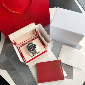 Orologio di Lusso Premium Omega, Movimento Meccanico Automatico, Vetro Zaffiro, Cinturino in Oro, Indicatori Orari Luminosi - Product Image 3