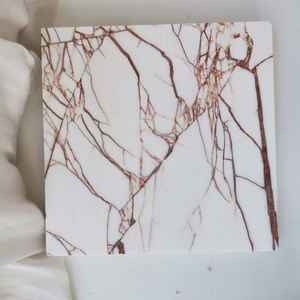 Losa de mármol blanco decorativo, vetas rojas, bloque de piedra Natural, Base de matraz de mármol ornamental, posavasos de piedra de apoyo lujoso - Product Image 4