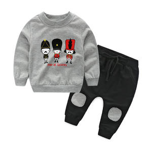 Nouveaux produits tendance : Ensemble de vêtements d'automne pour enfants avec sweat à capuche, livraison gratuite - Product Image 3