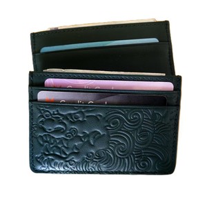 Portacarte di Credito Personalizzato per Donne in <span class=keywords><strong>Pelle</strong></span> Conciata al Vegetale Portafoglio Porta Carte in <span class=keywords><strong>Vera</strong></span> <span class=keywords><strong>Pelle</strong></span> con Leone Inciso Personalizzato per Donne - Product Image 3