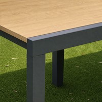 Table à manger extensible moderne et durable en alliage d'aluminium avec structure en acier et plateau en verre pour usage extérieur dans les cours et les parcs