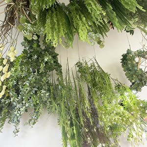 Guirnalda de Hiedra Artificial Realista de PE, Resistente a los Rayos UV y Ecológica, 1x1m, Decoración para Techos de Bodas y Vegetación Artificial - Product Image 1