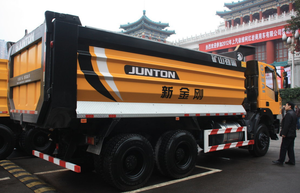 Camion à <span class=keywords><strong>benne</strong></span> basculante GENYLON 6x4 EURO 2 3 4 5 6x4, boîte de vitesses personnalisée rapide, moteur 300 ch, camions à <span class=keywords><strong>benne</strong></span> basculante neufs, camions lourds d'<span class=keywords><strong>occasion</strong></span>, prix - Product Image 3