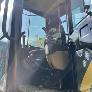 รถขุดขนาดเล็กมือสอง Caterpillar 306D 304CR 303.5E 4 ตัน พร้อมเครื่องยนต์ เกียร์ และปั๊ม |   กะทัดรัดและคล่องตัว |   สำหรับฟาร์มและการจัดสวน - Product Image 5