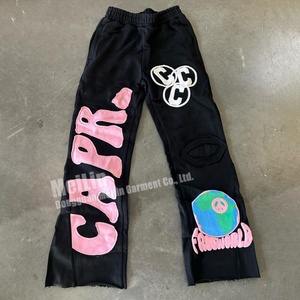Pantalon de jogging ample et évasé style vintage délavé avec patch brodé et appliqué pour fabricants de vêtements - Product Image 2