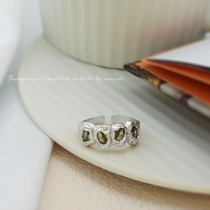 Anillo VIANRLA de Plata de Ley 925, Moderno, Chapado en Oro y Plata, Texturizado, con Circonita Cúbica, Ajustable, para Mujer - Product Image 2
