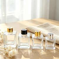 Vente en gros 50ml 100ml Bâtonnets de roseau en rotin Diffuseur de parfum d'intérieur Diffuseur de roseau vide Bouteille en verre